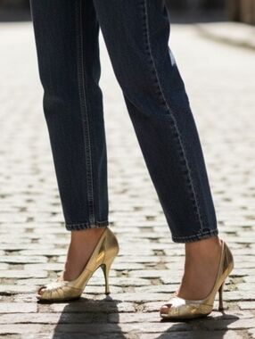 Dolce & Gabbana Size 9/39 Gold Peep Toe 4" inch Heels